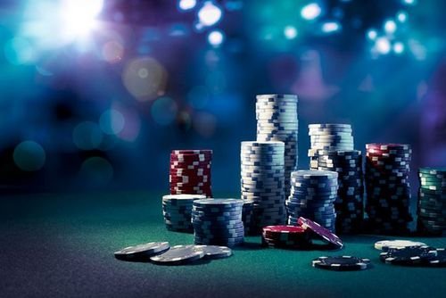dy01 app showing live casino tables and sports betting interface